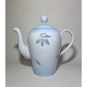 Vintage Bing & Grøndahl Falling Leaves Teapot 91A Denmark 9”
